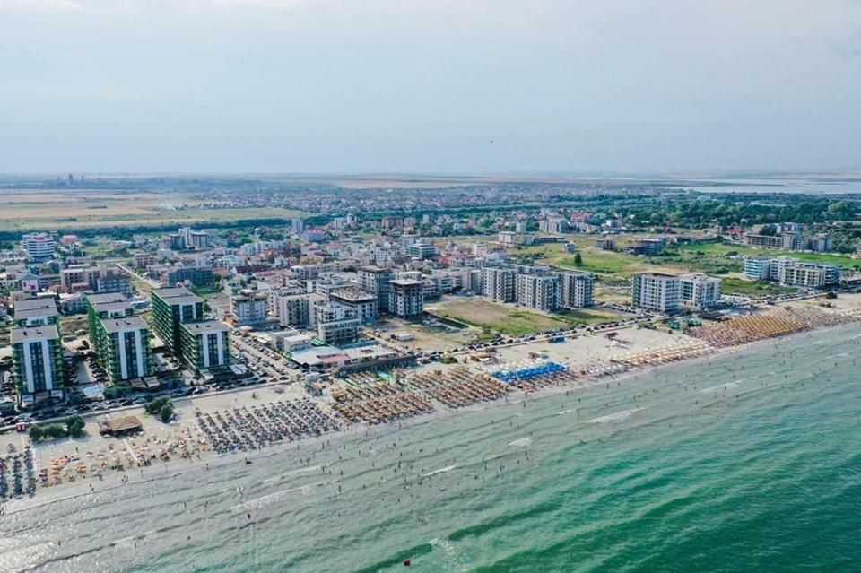 Daisy Apartament Năvodari Exteriör bild